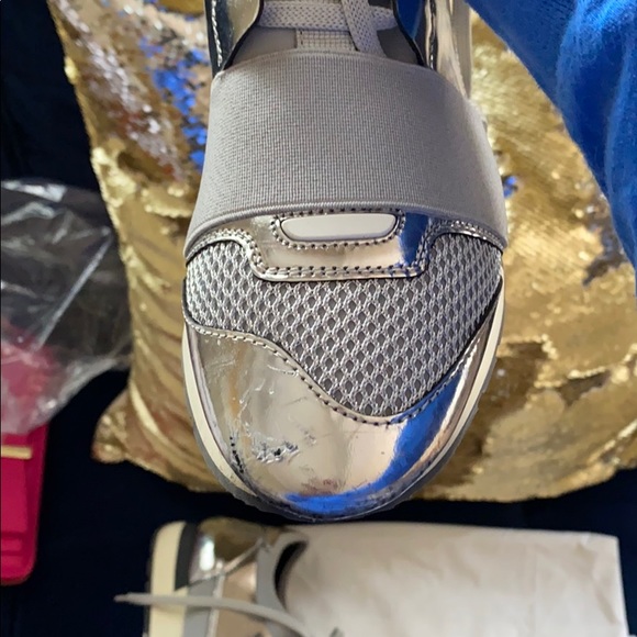 Authentic Balenciaga Trainers - Picture 2 of 6